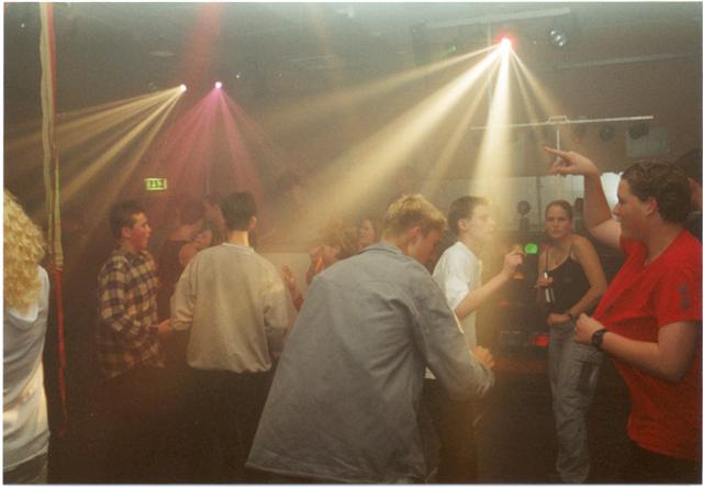 club8090partypicture1990-2000_24.jpg